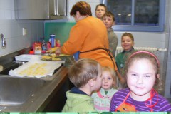 2010 Dezember. Weihnachtsbäckerei in Straubing
