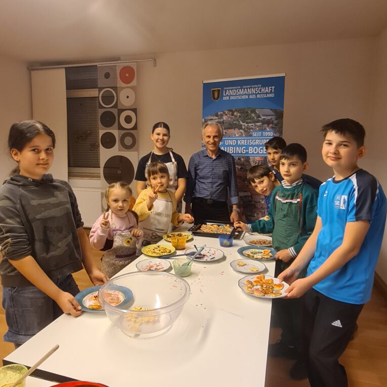 2024 November: Plätzchen-backen in der Vorweihnachtszeit